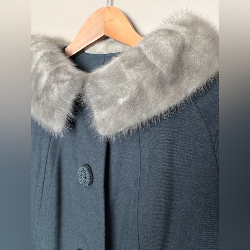 HOLLY POPPLIN Mid Century Modern gray wool swing coat fur collar mink MOD glam